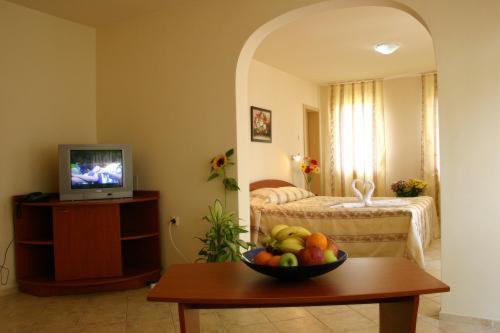 וארנה Hotel Focus חדר תמונה